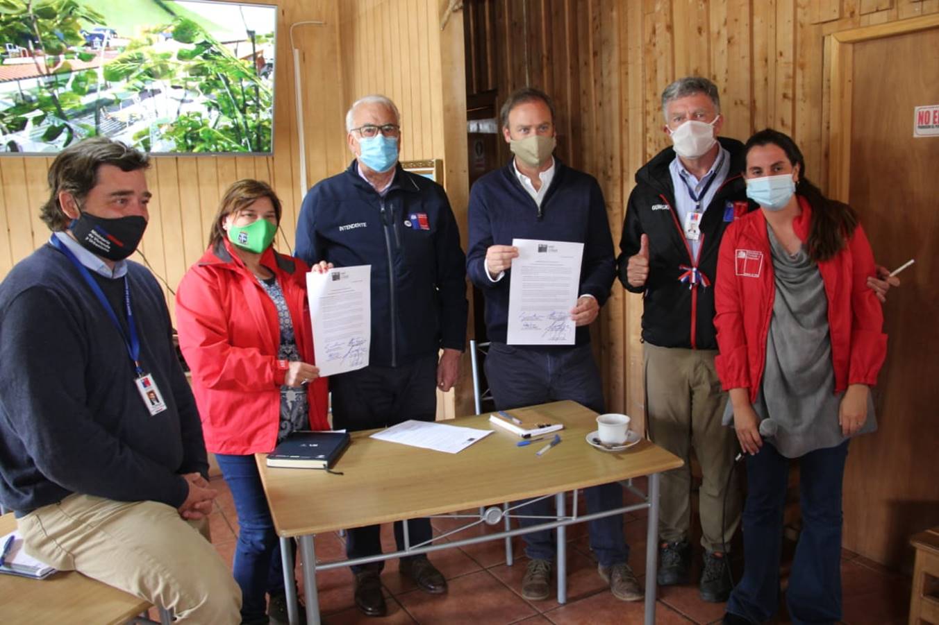 Minvu traspasa terreno al municipio de Chaitén para la construcción de una nueva escuela para vecinos de villa Santa Lucía