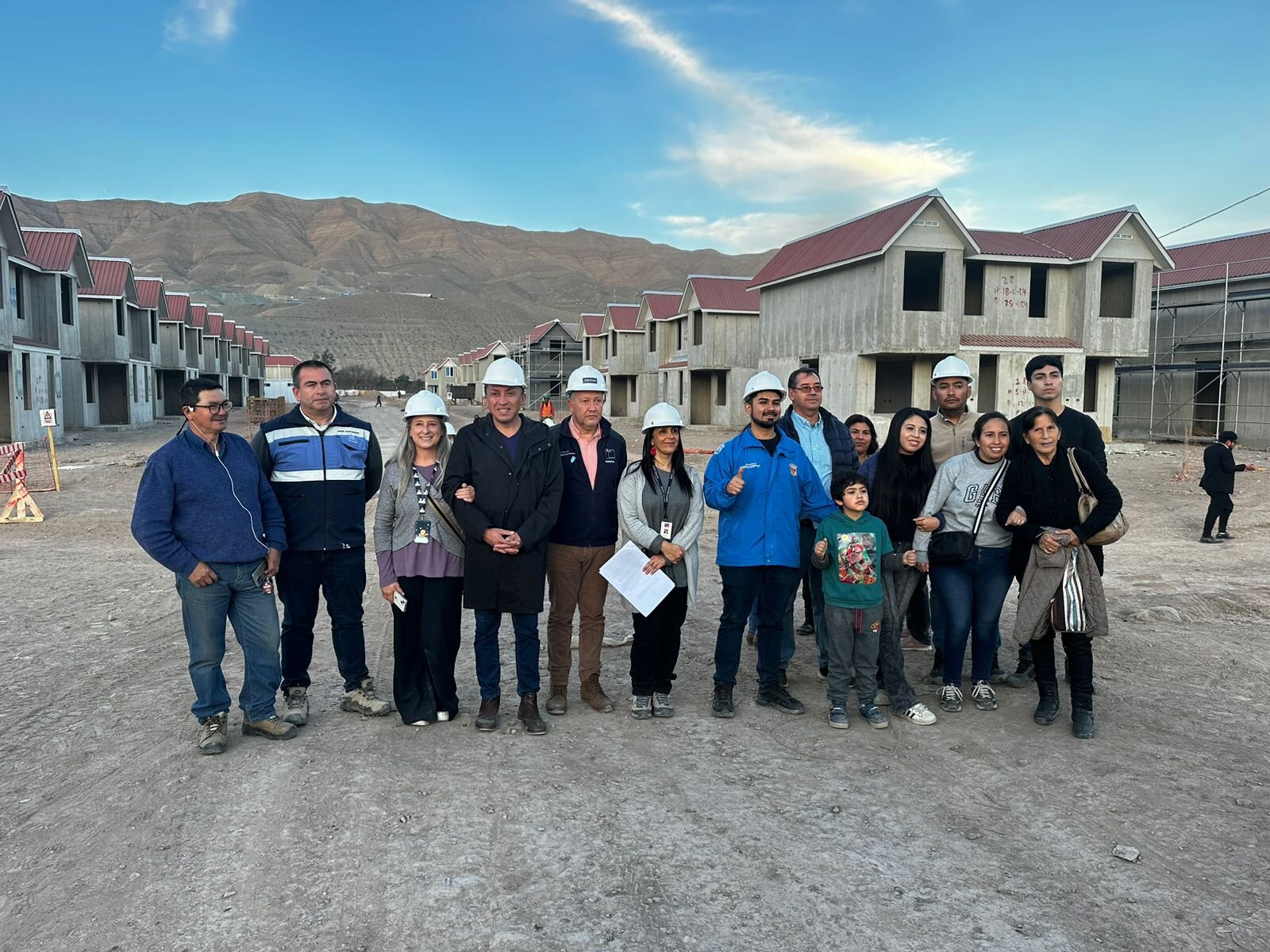 Minvu Atacama inspecciona avance de obras de dos proyectos habitacionales destinados a familias de la comuna de Tierra Amarilla