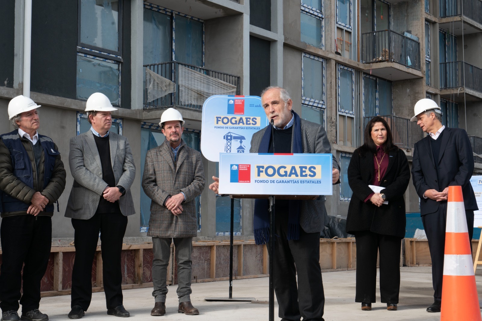 Ministro Montes anuncia extensión del FOGAES para las familias y la construcción hasta diciembre de 2024