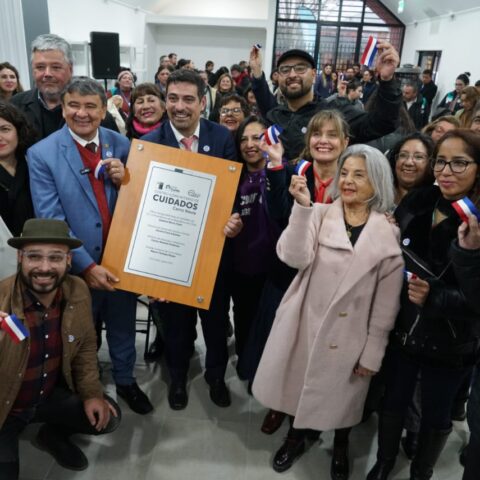 Gobierno inaugura primer Centro Comunitario de Cuidados de Cerro Navia y refuerza importancia de la alianza internacional en el reconocimiento de las políticas de cuidados